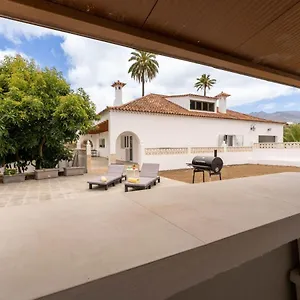 finca-artiles.in-canary-islands.com/
